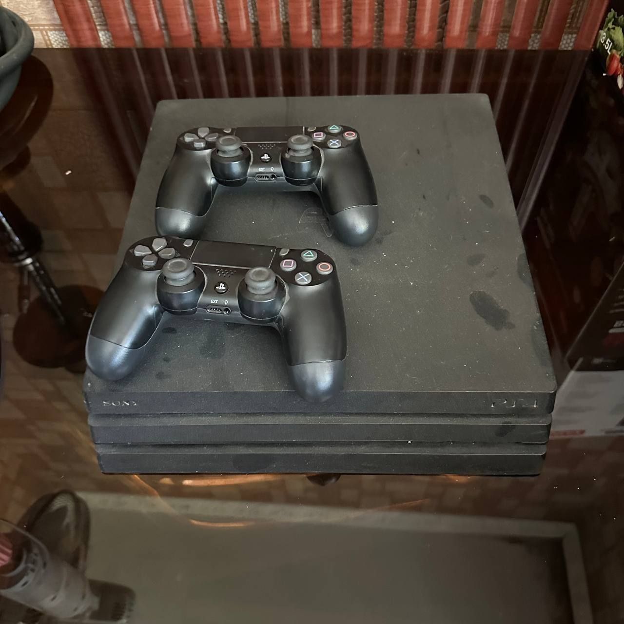 Play station 4 1TB