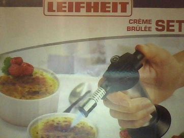Комплект за крем брюле Leifheit-уред за фламбиране-нов