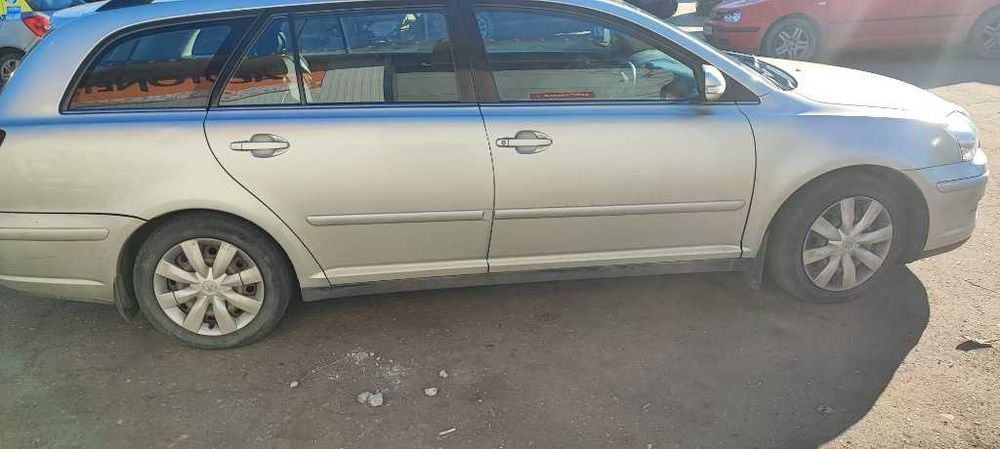 Dezmembrez Toyota Avensis 2.0 D an 2007 cod motor 1AD-FTV