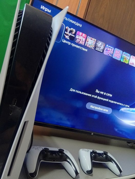 Продам PS5 / Playstation 5