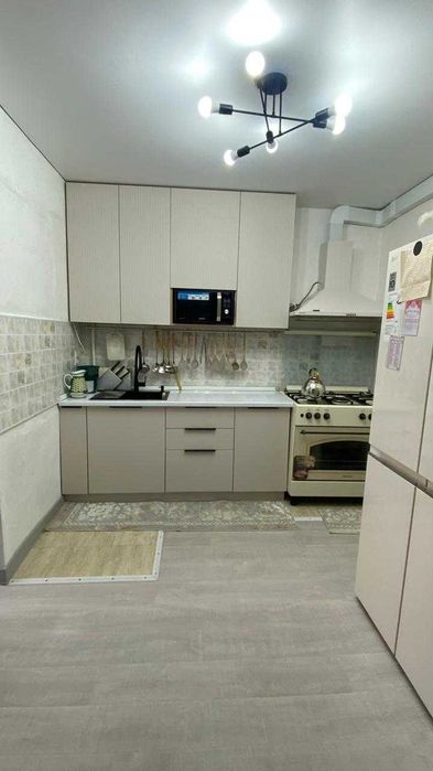 Продается квартира в 27 мкр 2 дом