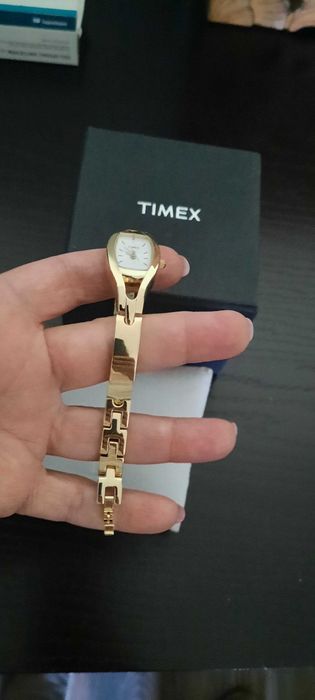 Ceas dama, TIMEX