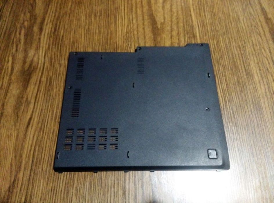 Нижняя часть корпуса ноутбука ASUS A52J