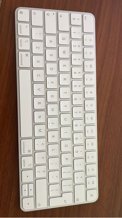 Mac Mini PC Apple (2024) procesor M4 256GB SSD