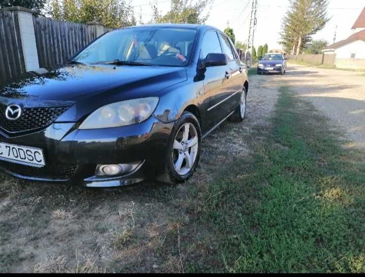 Vând Mazda 3 Hatchbeck