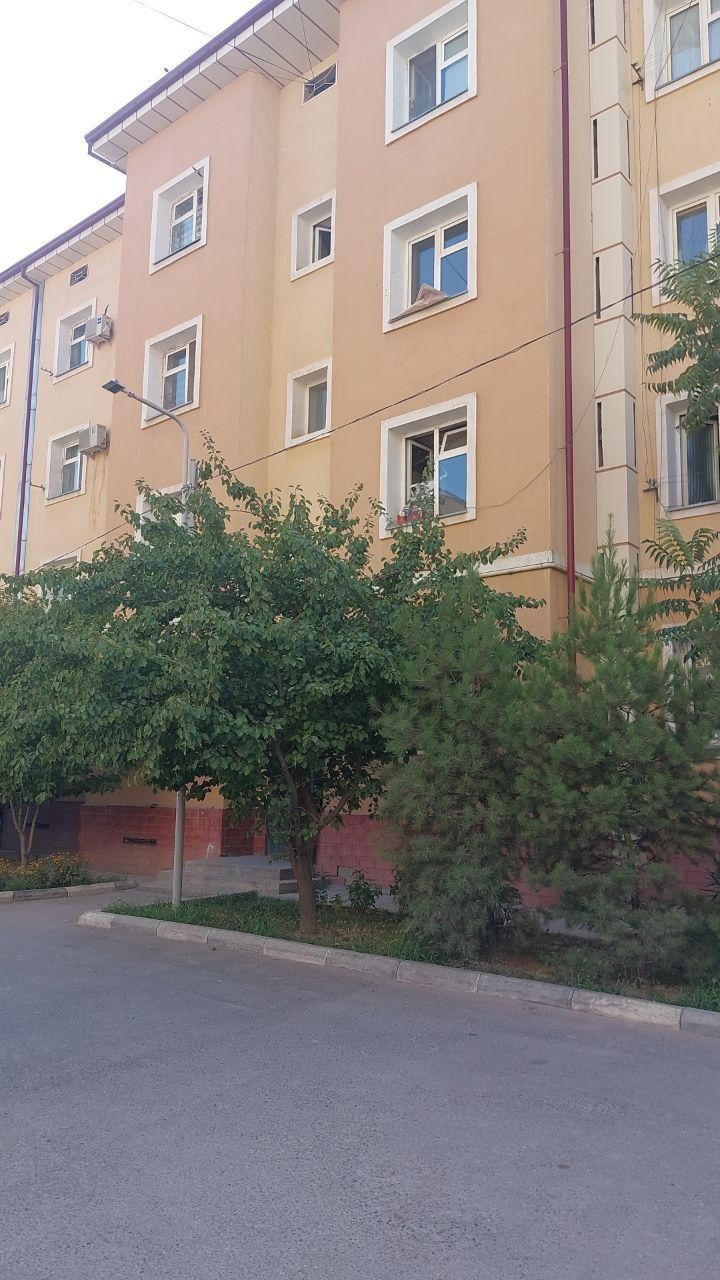 Srochna 2 Xona Navastroyka Ijaraga Topshiriladi. Faqat Oilaga