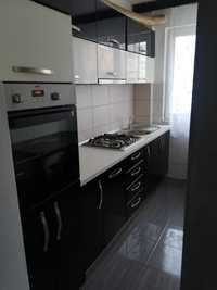 PF închiriez apartament