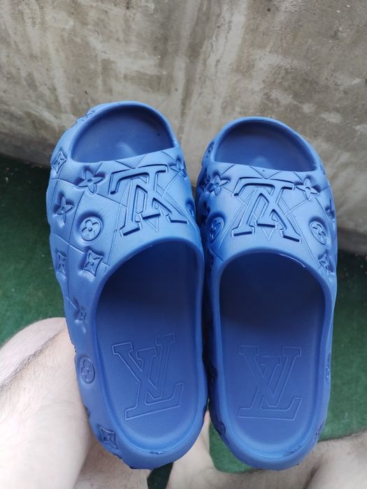 Papuci lv mărimea 40-41