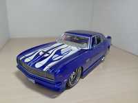 Chevrolet Camaro maisto macheta auto la scara 1:18