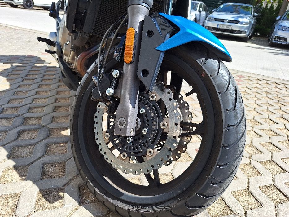 Vand CFMoto 650 NK. Promotie Topcase