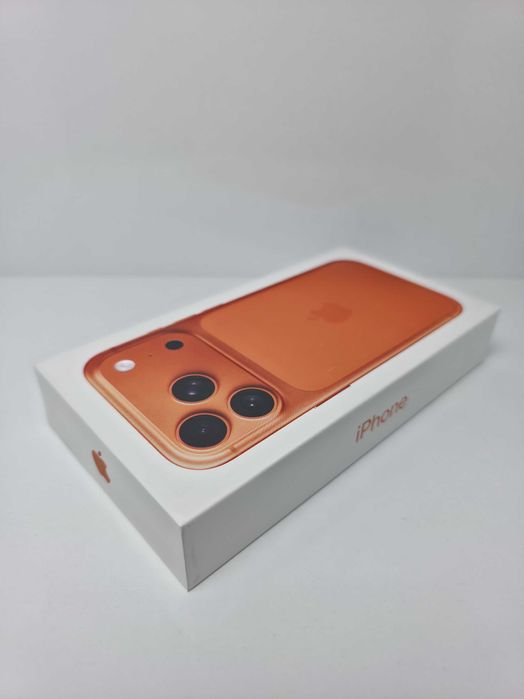 НОВ•iPhone 17 Pro 256GB Cosmic Orange
