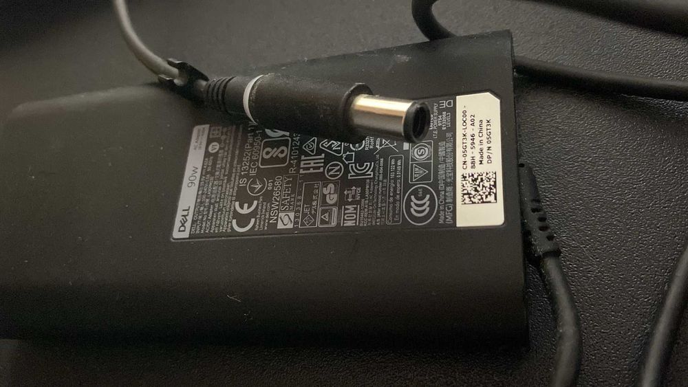 Dell ADAPTOR 90w 19.5v 4.62A