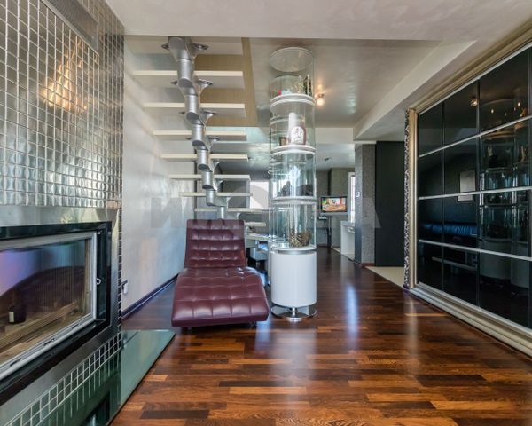 Продава се Многостаен апартамент в Варна, Бриз - 440 кв.м за 1819 €/кв.м - Снимка #5