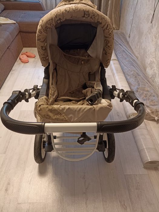 Продам детскую коляску