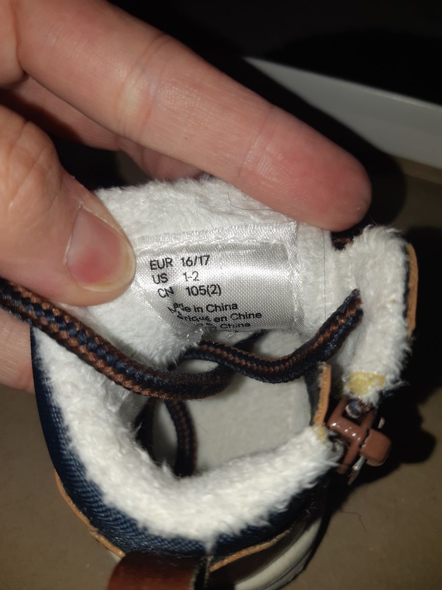 Papucei băieți, mărimea 16/17  CONVERSE H&M