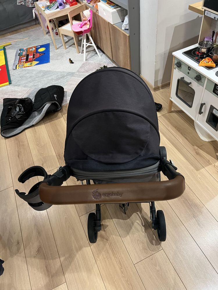 Детска количка Ergobaby Metro+ Deluxe (London Grey) + зимно чувалче