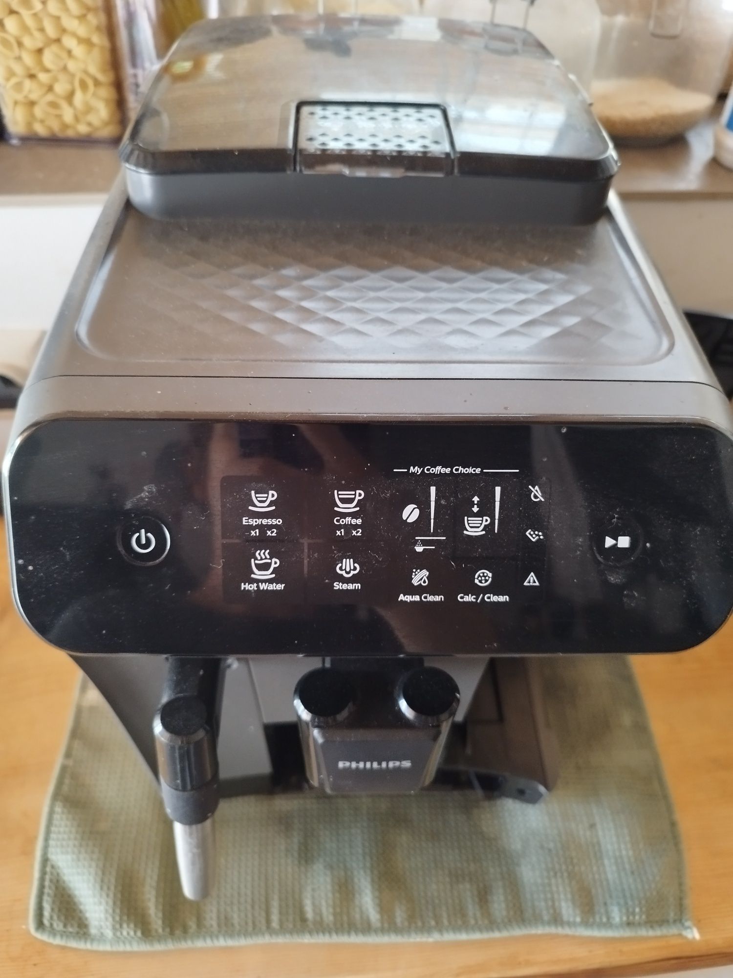 Продавам кафемашина philips