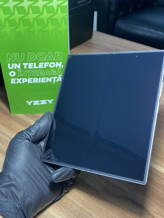 Samsung Galaxy Z Fold7 / Garanție 12 luni / 256 Gb / Ca nou