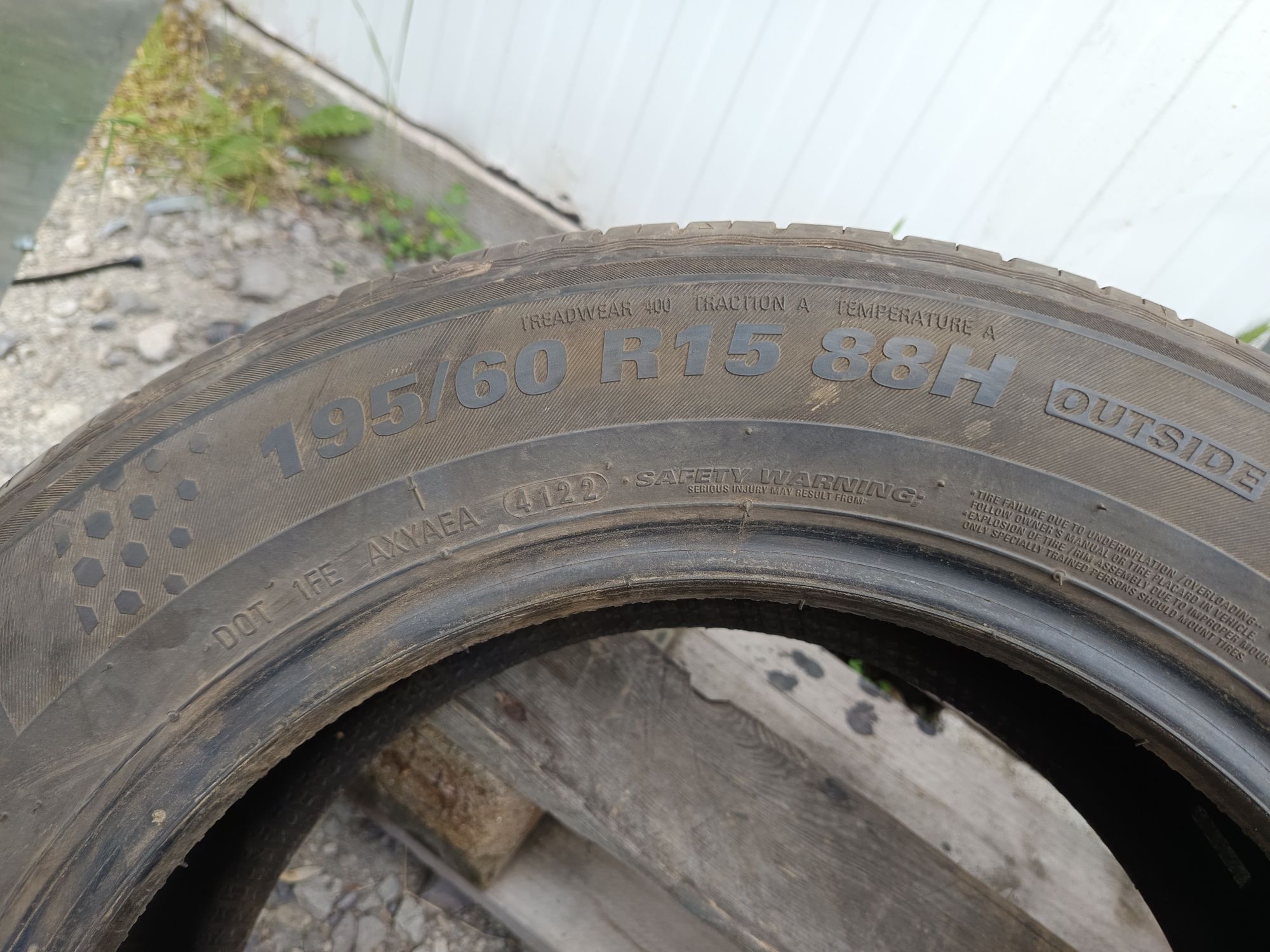 195 60 R 15 KUMHO Дот 4122