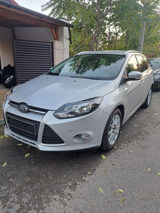 Ford Focus model Champion An 2012