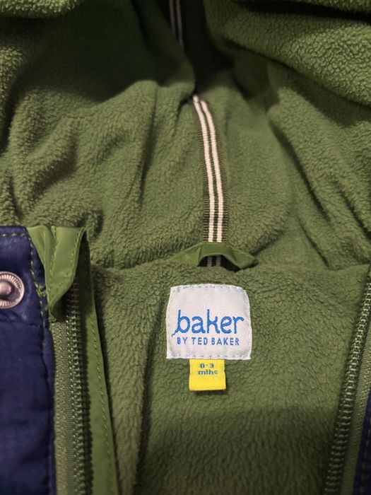 Космонавт бебе Ted Baker