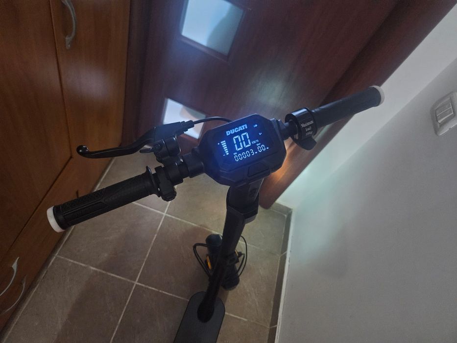 Trotinetă electrica Ducati