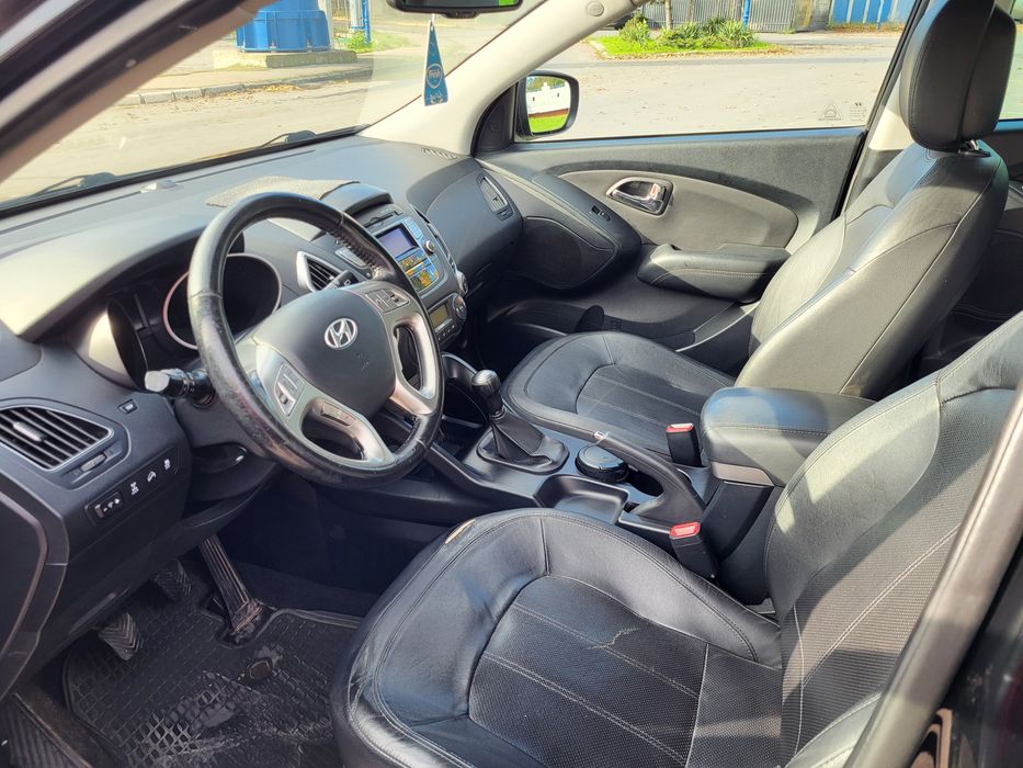 Vând Hyundai ix35