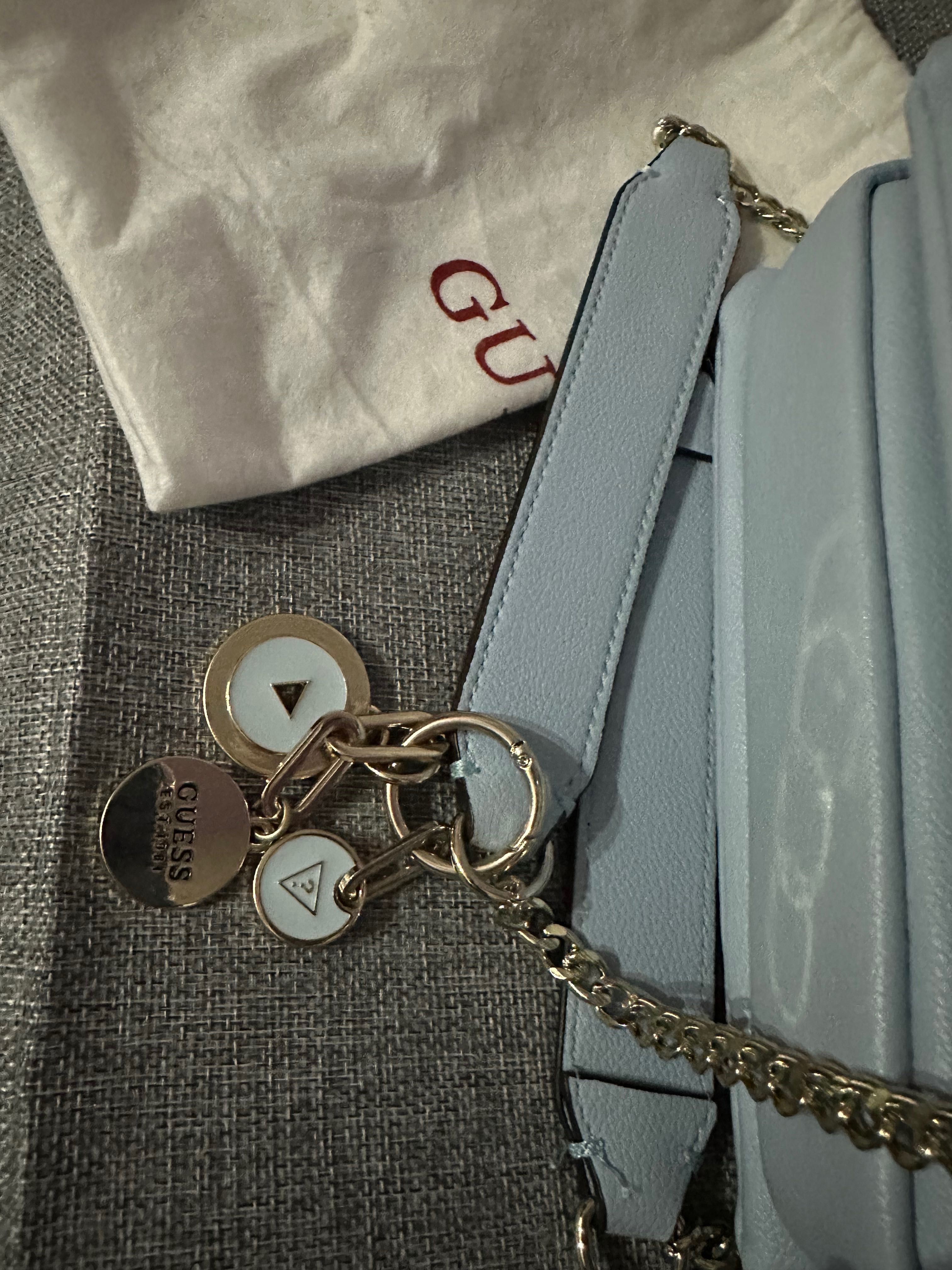 Нова Оригинална Чанта Guess