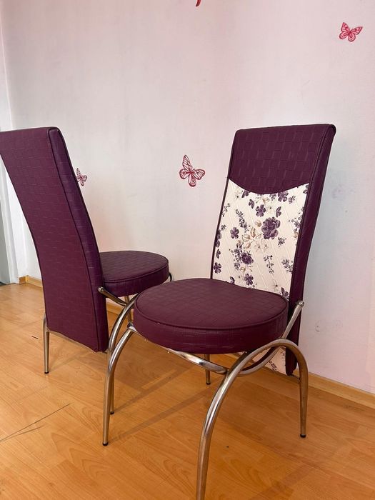 Столове за трапезна маса