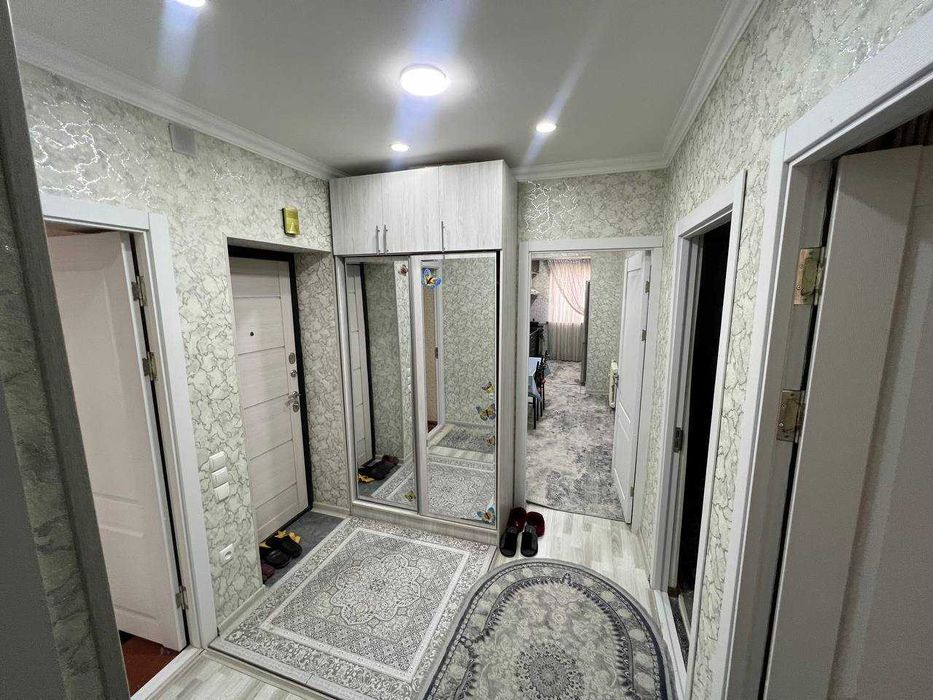 Продам 3х комнатную 77 Серия Наккашлык , метро Чиланзар