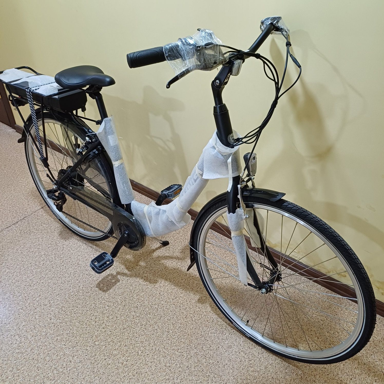 Elektro velosiped TOUNIS 28 (BELGIYA)