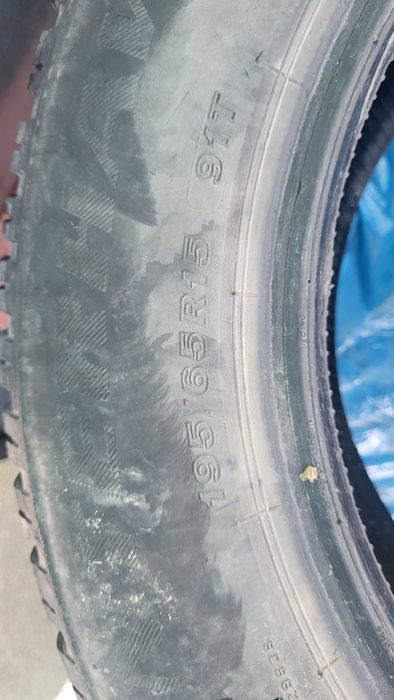 Зимни гуми 4бр. 195/65/15 Firestone