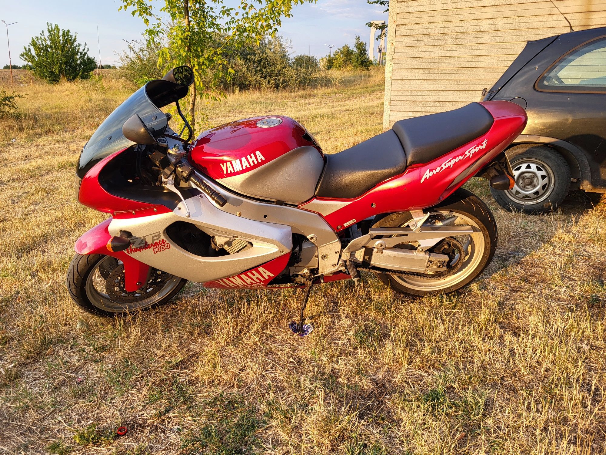 Yamaha YZF 1000 R