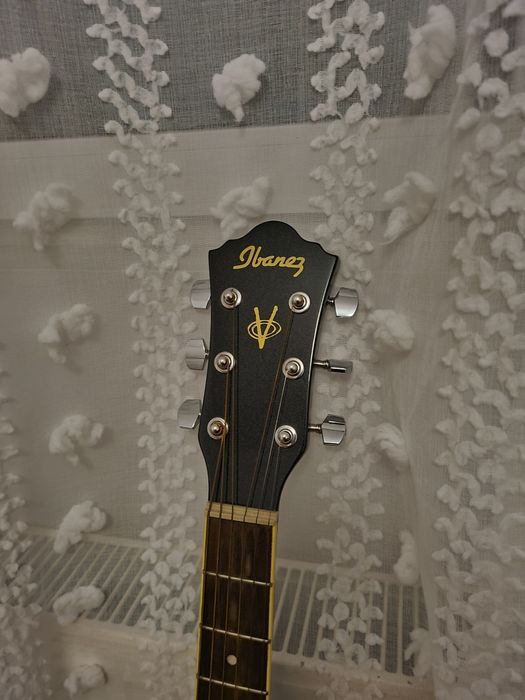 Chitară acustică Ibanez V50NJP-BKN (Black Night) + husă originală