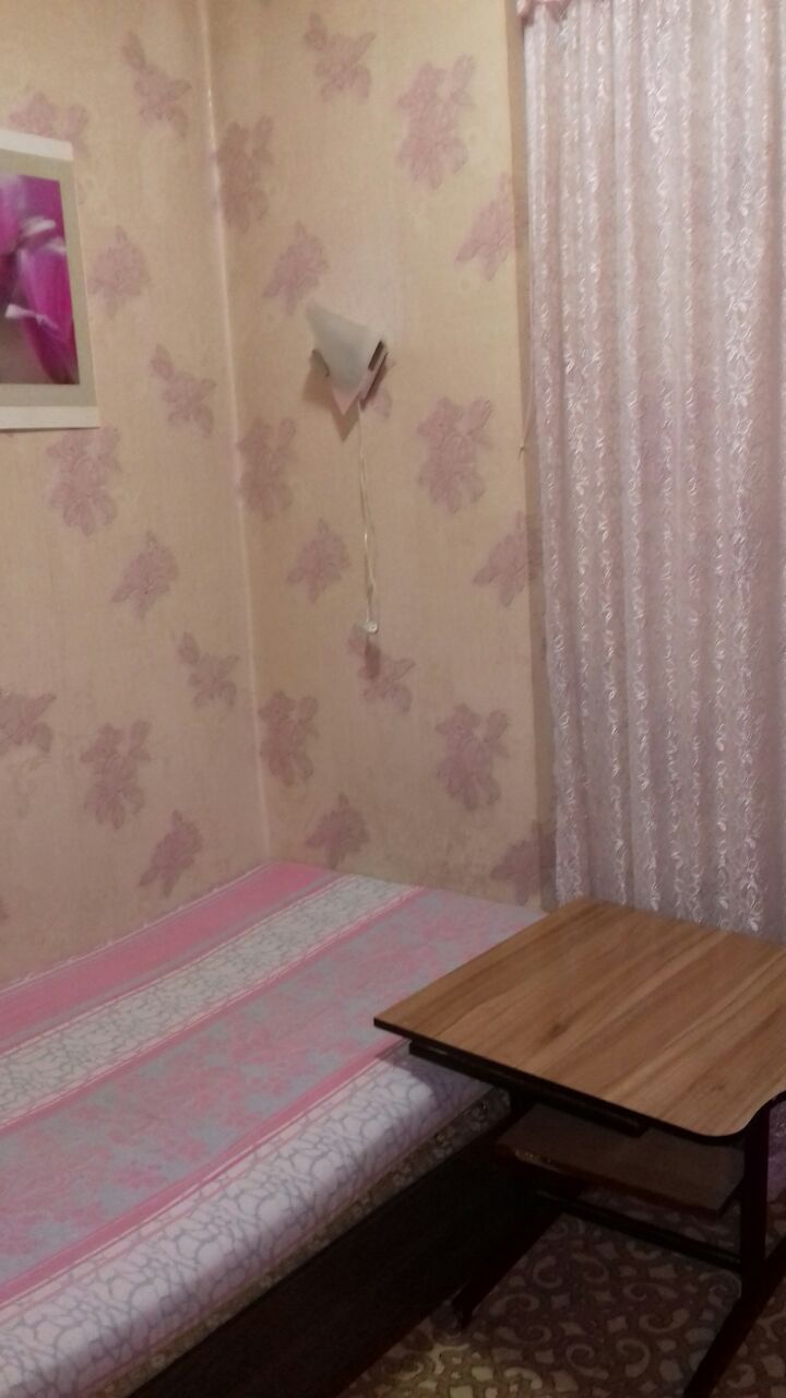 Сдам с 15 июля комнату девушке, владеющей русским языком на Чиланзаре