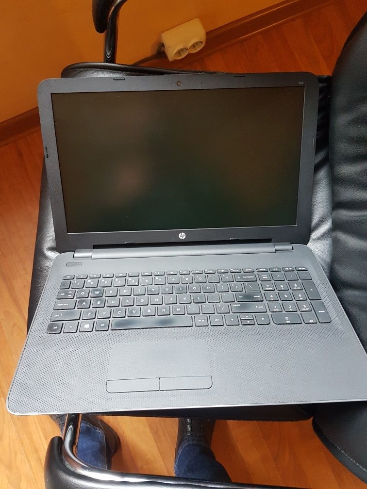 Dezmembrez Laptop HP 255 G4