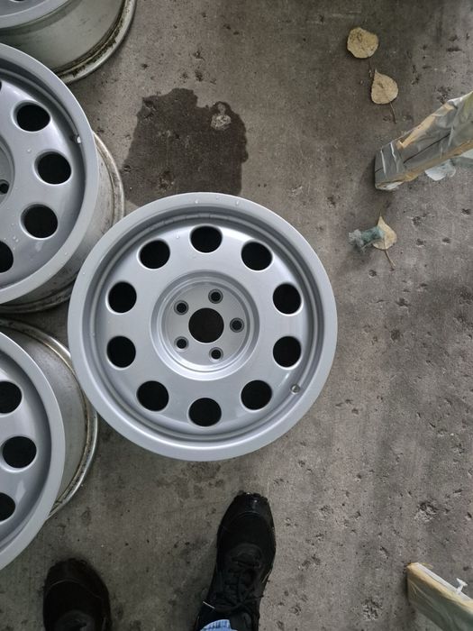 Продавам джанти телефонни шайби