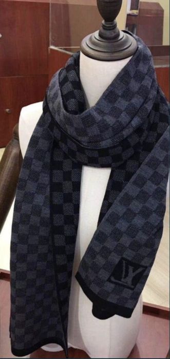Fular bărbați Louis Vuitton, model 2026