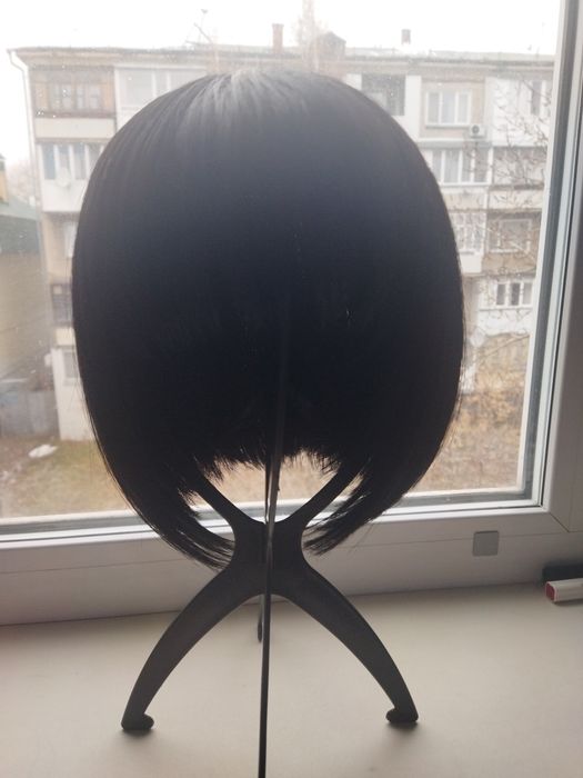 Продам парик каре