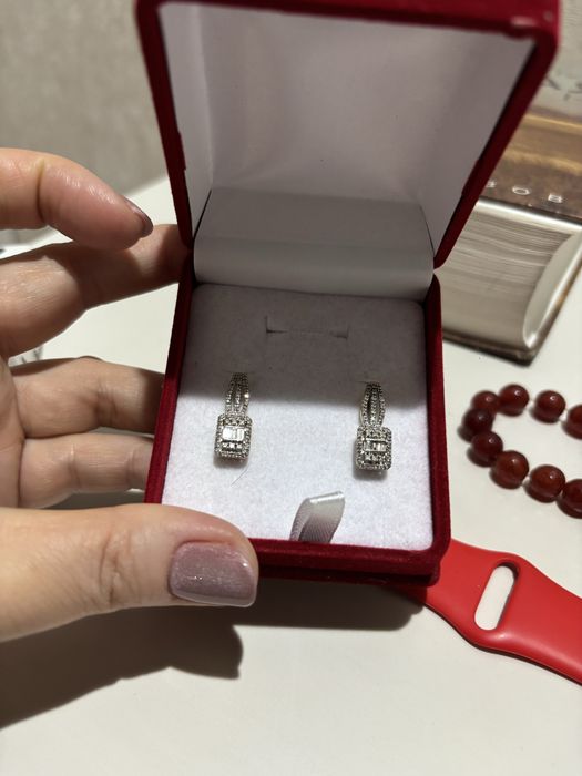 Продам золотые серьги кольцо и цепочку