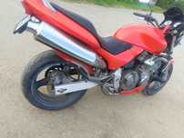 Se vinde Honda hornet fab 2001