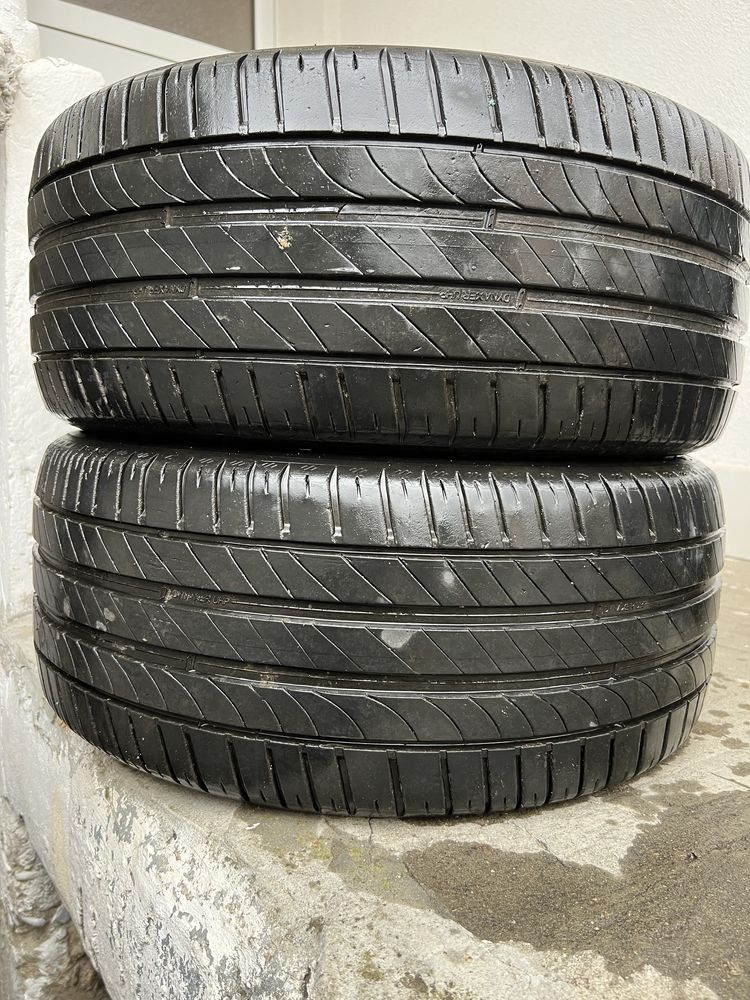 235/40/18 Kleber 2бр летни
