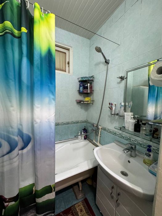 сергели қўйлик массив 1 .3 хона.метро матонат чистый ремонт 2 ой этаж