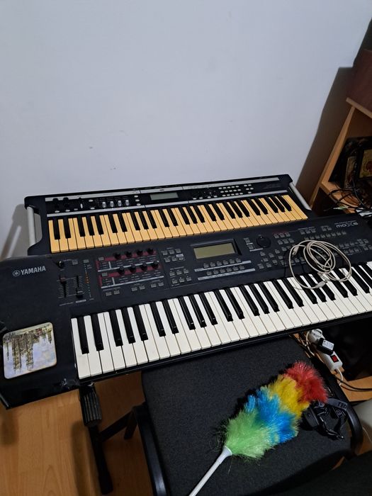 Vând sintetizatoare modele vechj