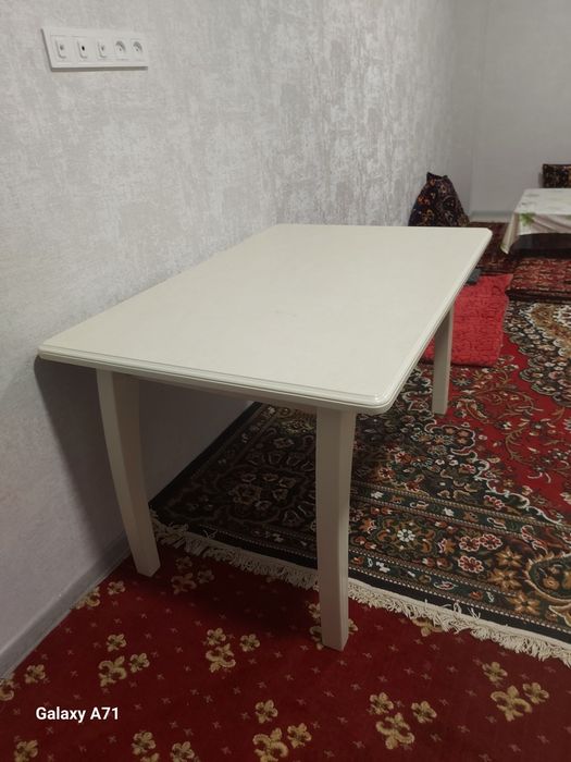 Стол кухня. Stol oshxona uchun.