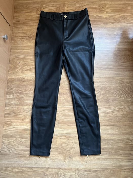 Черен кожен клин Zara
