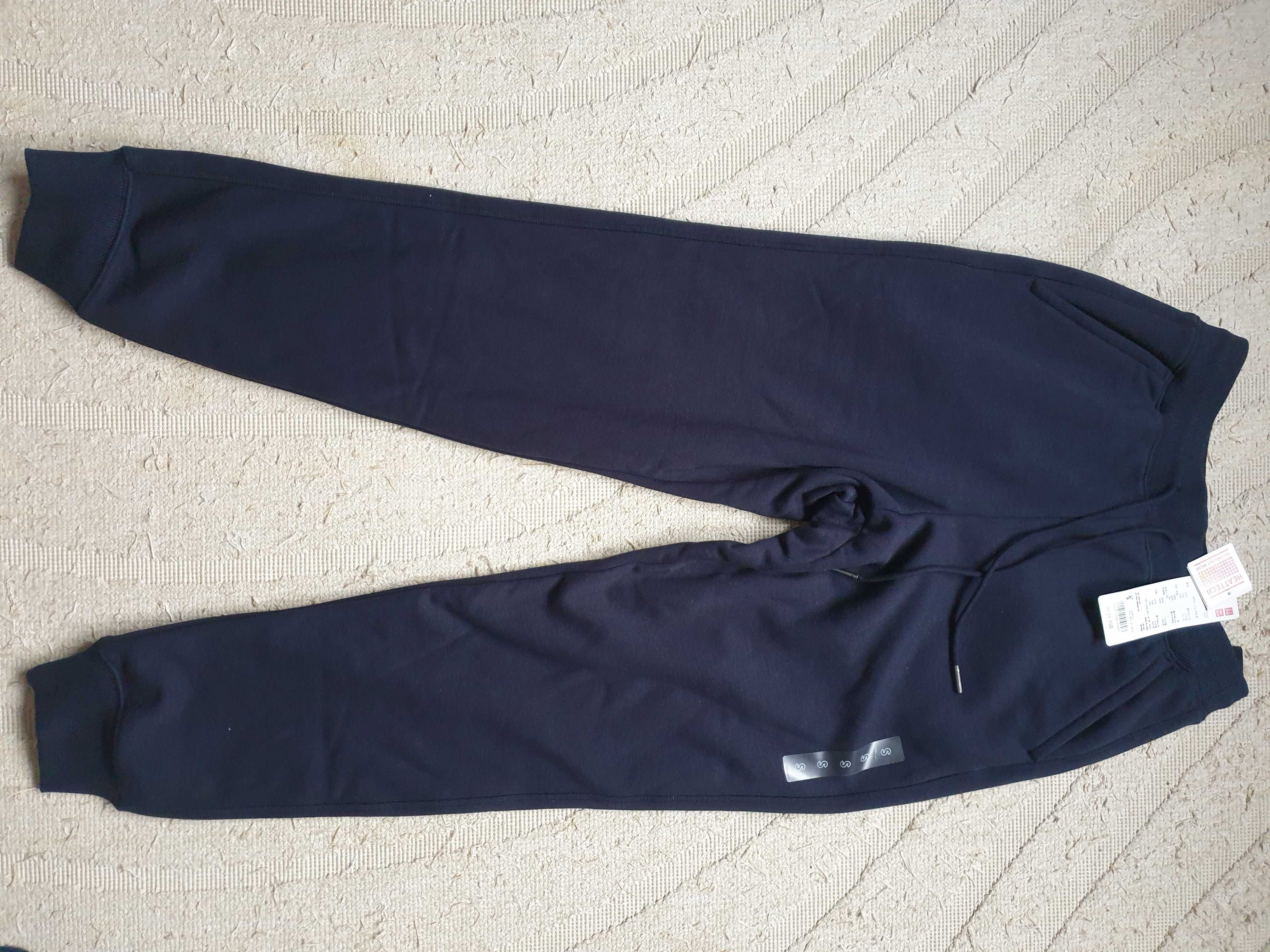 Джоггеры тёплые Uniqlo, heattech, новые, S