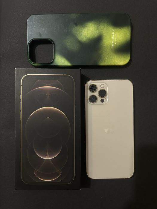 Iphone 12 pro max 128GB с кутия, кейс и кабел
