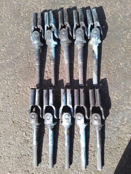 Рулевой карданчик крестовина Тойота Ипсум Карина Калдина