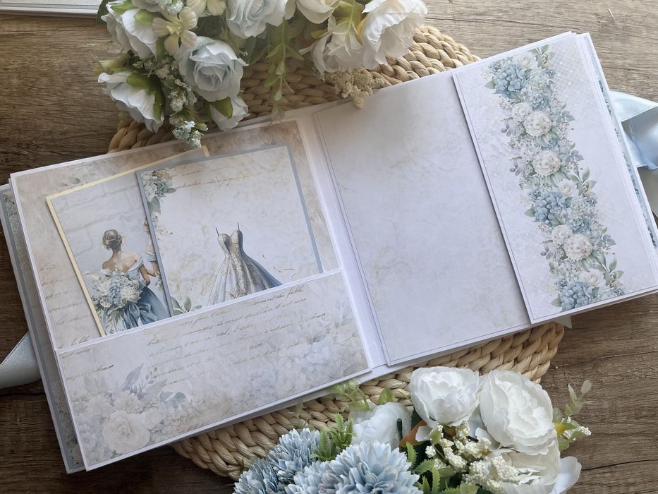 Сватбен албум в синьо